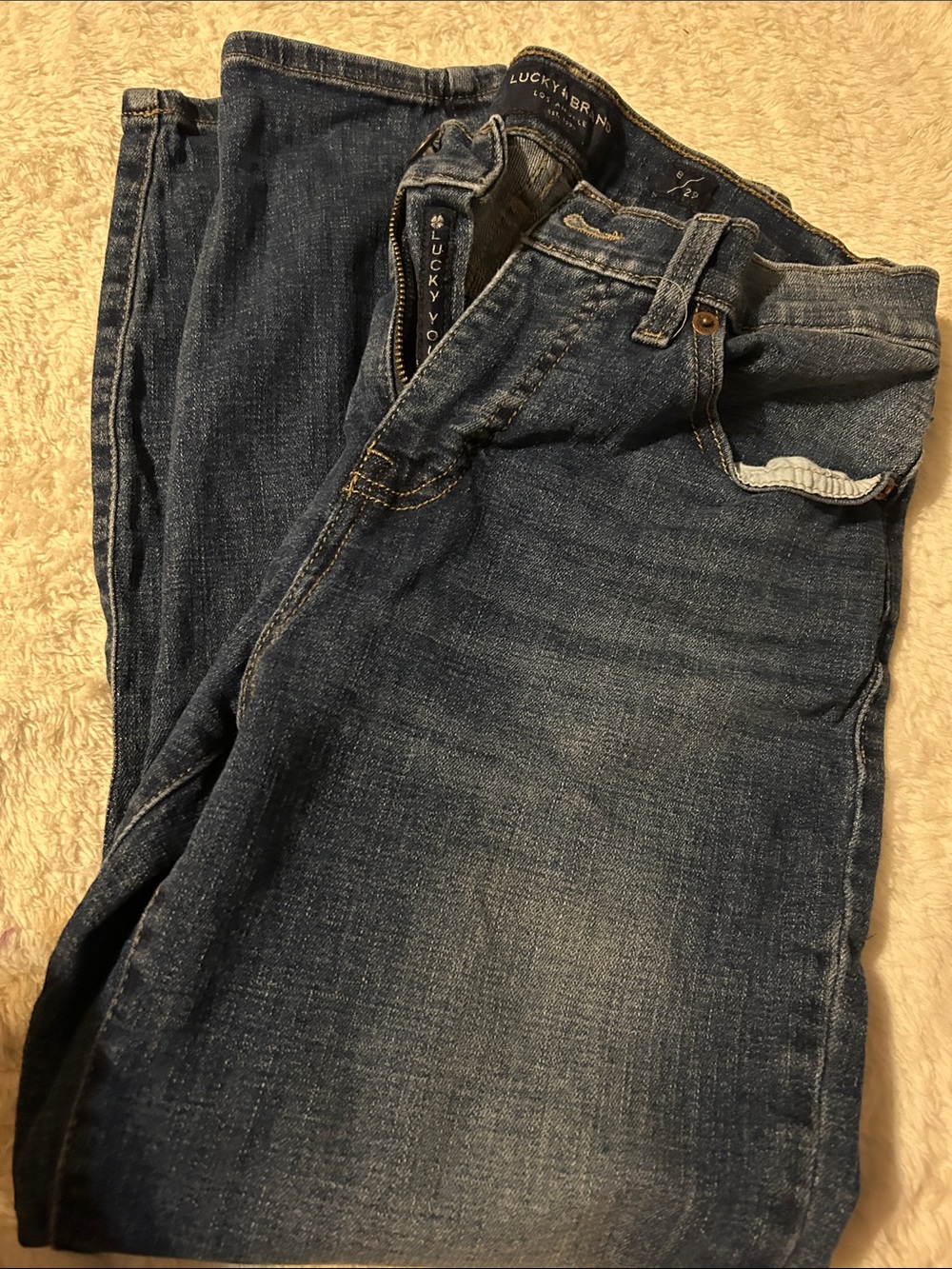 Lucky Brand Men’s Dark Blue Straight Leg Jeans